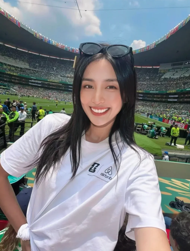 世界杯看台最美中国球迷被我刷到了