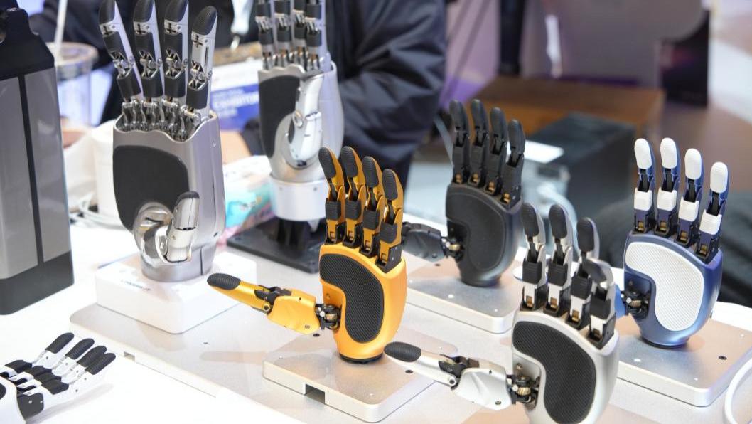 快讯｜机器人离生活更近了！京东建全球最大数据采集中心，灵心巧手出资5000万布局产业链