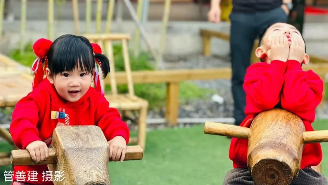 孙女成长记：推开大人手，我要“自己来”