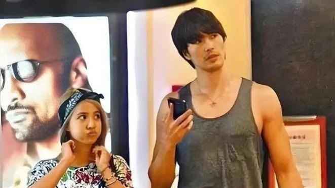 蔡依林与锦荣分手已经整整十年，近日男方再度提及当年的分手原因，让公众回忆起这段曾经的明星恋情