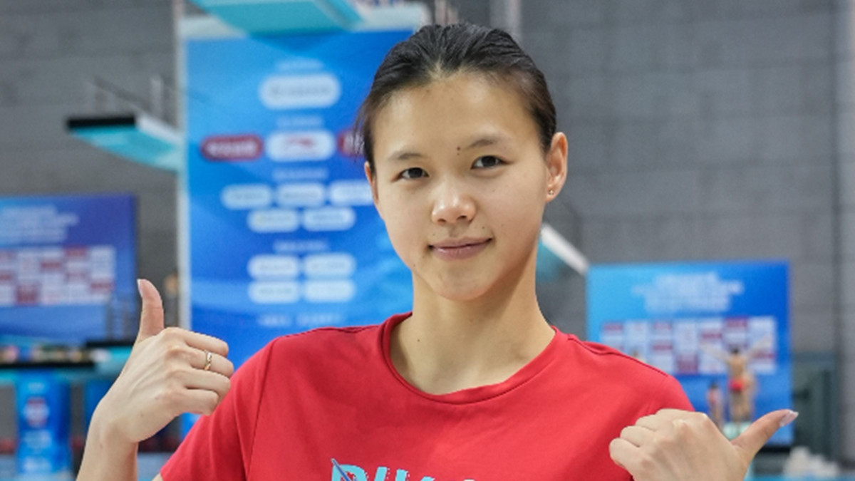 包揽金银牌！中国跳水女子1米板，林珊夺冠、龙艺萍失误亚军