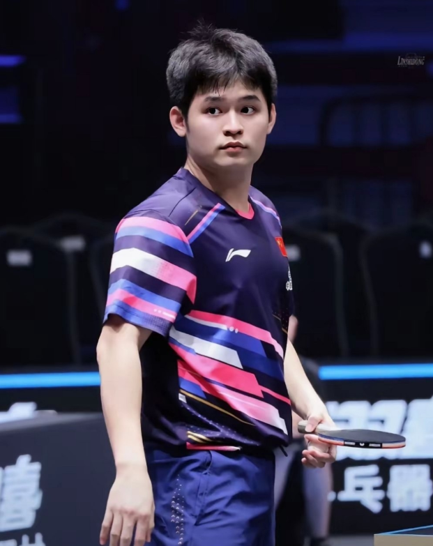 国乒队员为何赢得战战兢兢，不敢痛快庆祝？
名古屋亚运会的男乒决赛，林诗栋4比0战