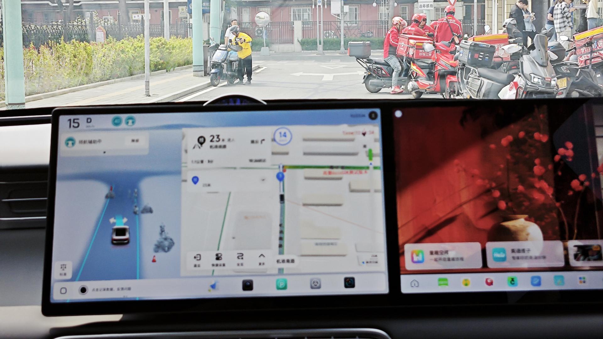 开箱即用、全球通用：智驾界的“万能钥匙”终于出现了