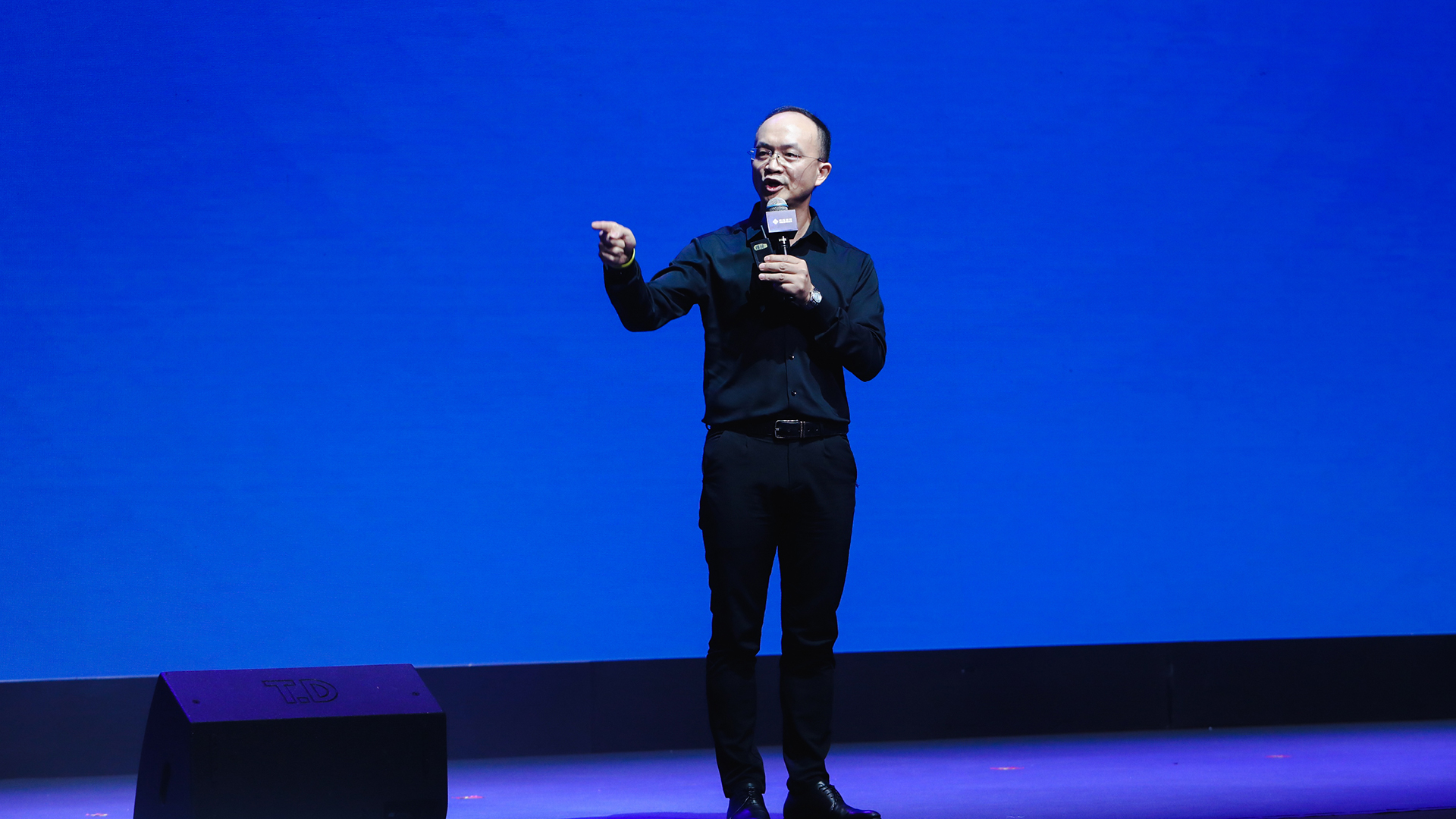 谈判别让老大先上！李力刚讲师揭秘“阶梯出牌”智慧