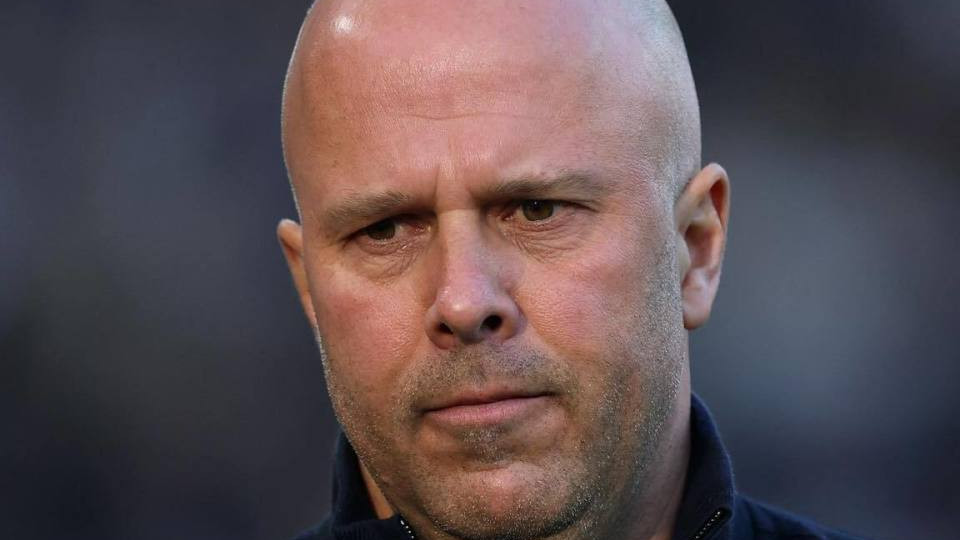 英超最新积分战报：曼联3-1复仇维拉！B费破贝克汉姆纪录，利物浦1-1热刺，斯洛特难了