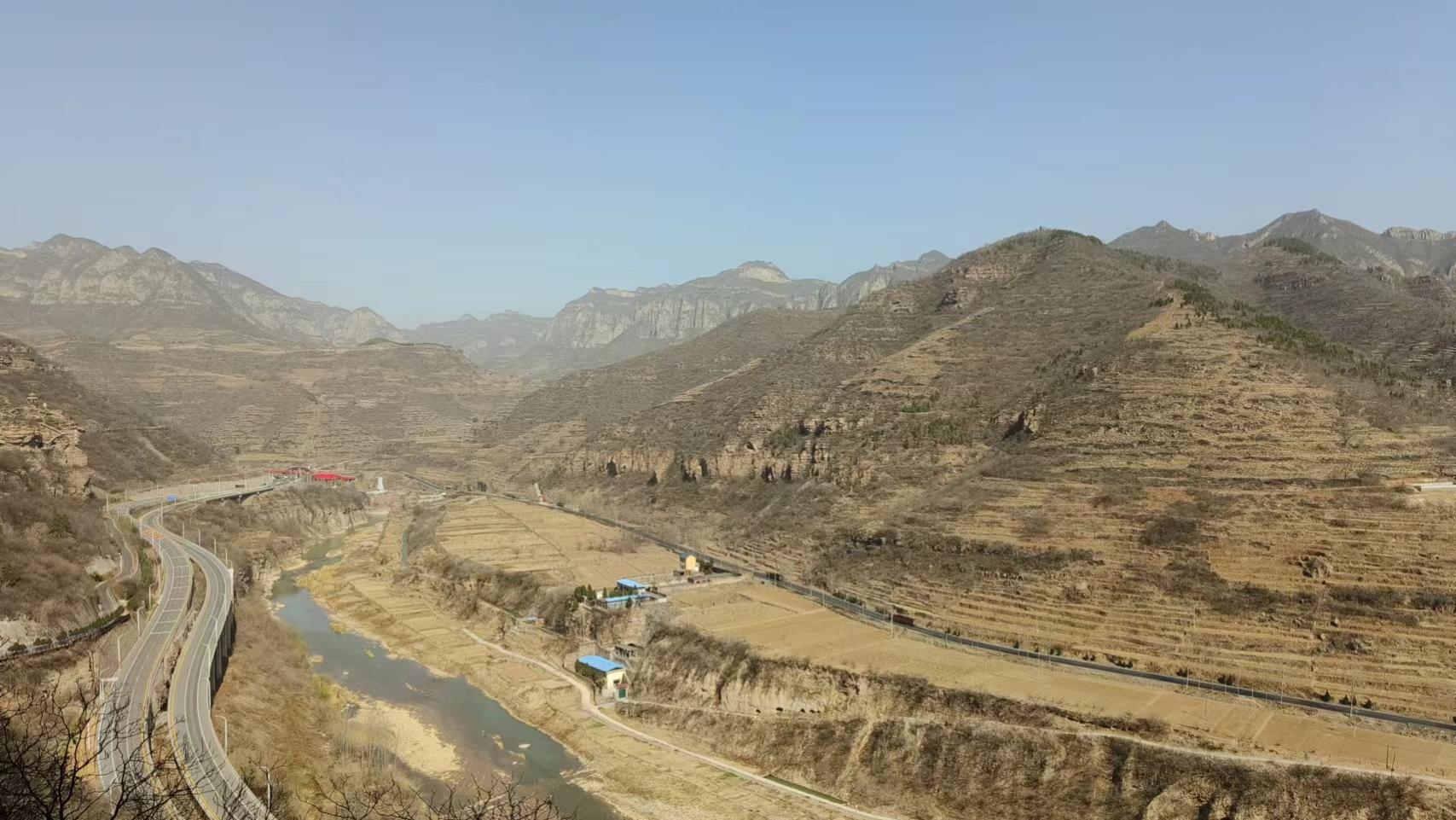 父亲走后第 3 年，我才读懂他的 “沉默”