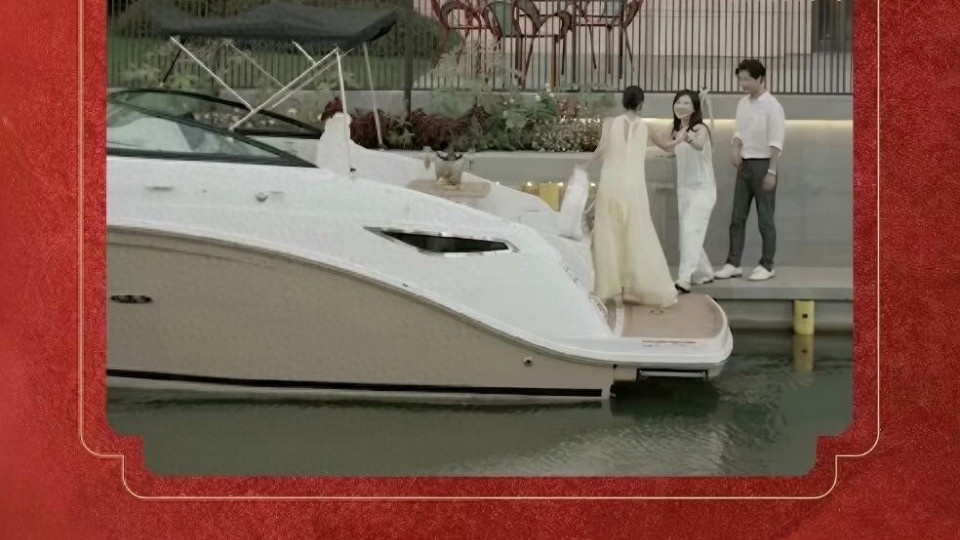 湖岸呈祥，Horse成双