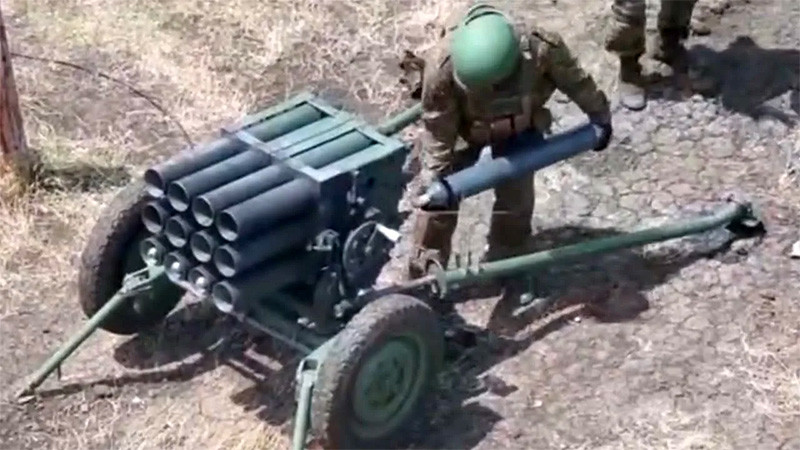 朝鲜107mm火箭炮获俄军好评：是中国还是苏联血统？俄媒又乱攀亲戚