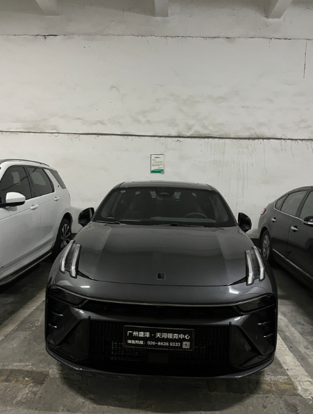 领克03提车一个月真实感受
油耗方面：
日常一半市区（广州城区）一半高速。市区我