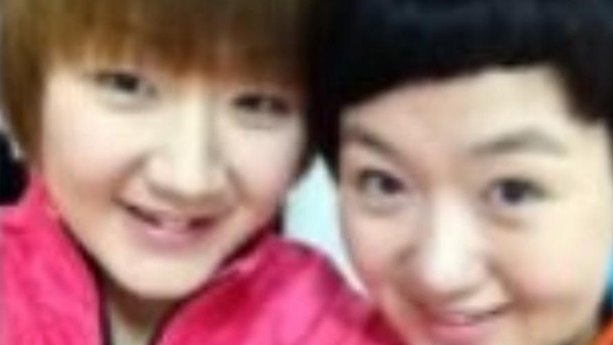 在陈梦身边，这位长相圆润的短发姑娘，也是一位乒乓球世界冠军呢