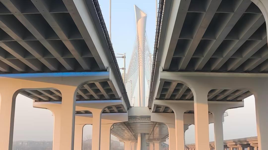 很讽刺现实的话，经典扎心，一针见血