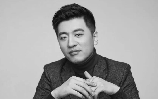 张雪峰老师为什么伟大？因为他替无数家长和学生挡住了没人说的“坑”，他每一句话都价值连城…