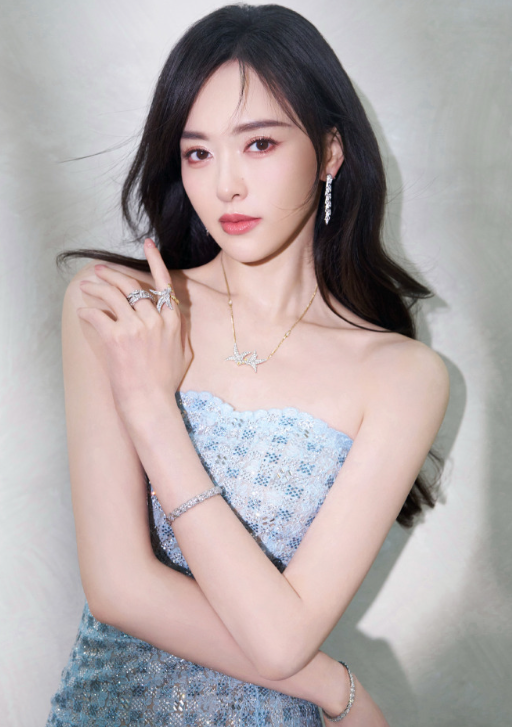 用闪耀开启新的一天，继续奔赴下一场奇境