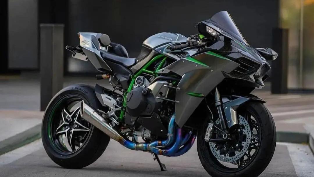 “摩托车只是副业”？日本四大厂用玩票态度，干出了全球40%市场份额