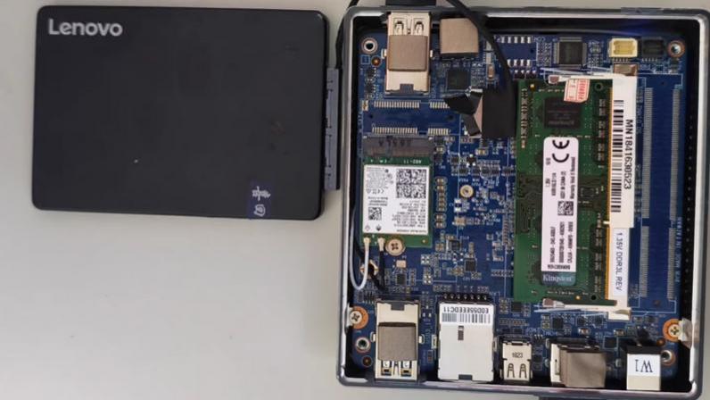 飞牛主机价格大跳水，150搞定整套飞牛圣体，捡漏的垃圾佬在哪？