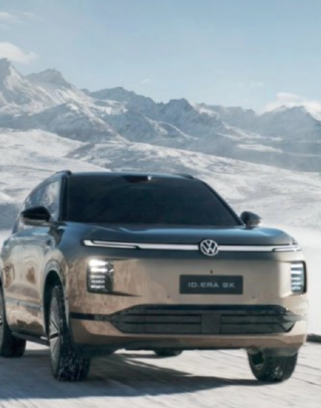 上汽大众用实力给大家带来了上汽大众ID.ERA9X首款增程旗舰SUV，它凭借着E