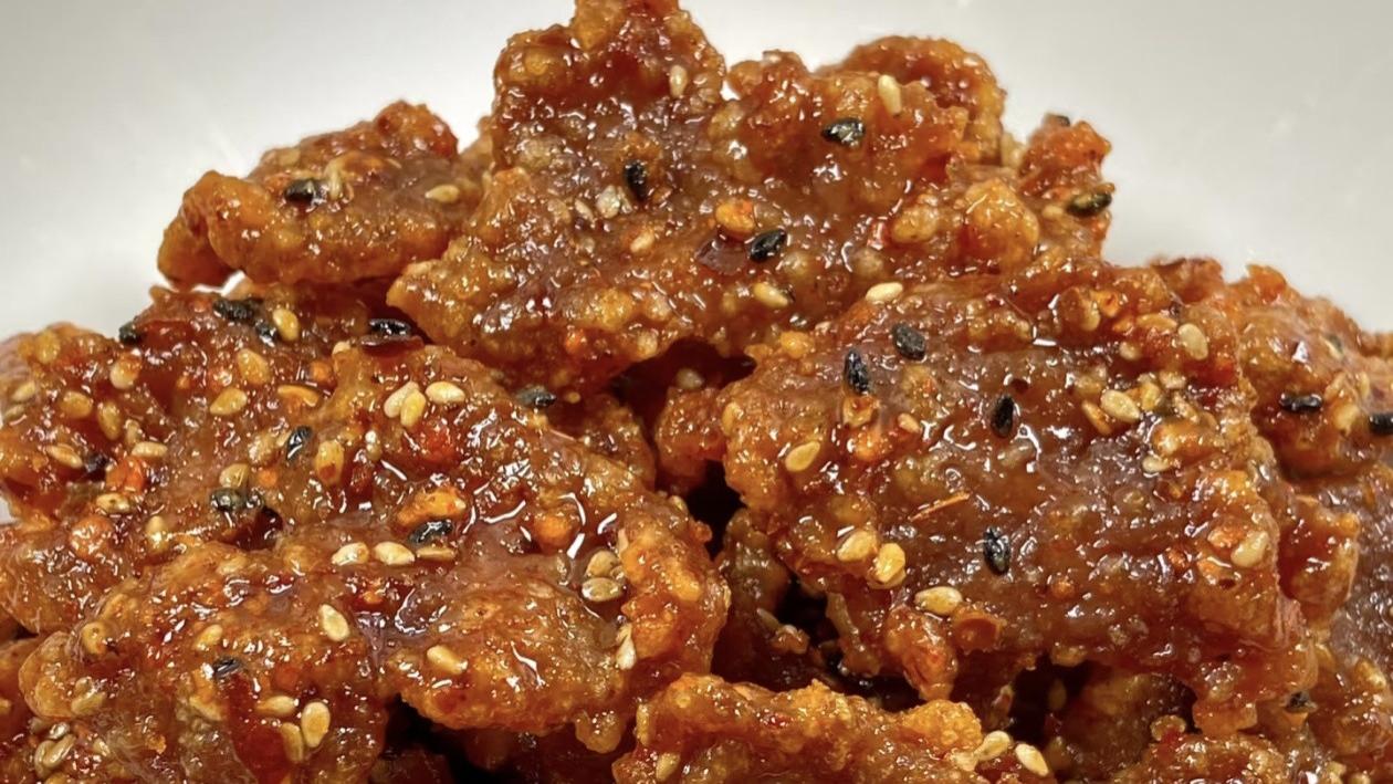 谁懂啊！这道香辣蜜汁小酥肉，在家做比饭店还香