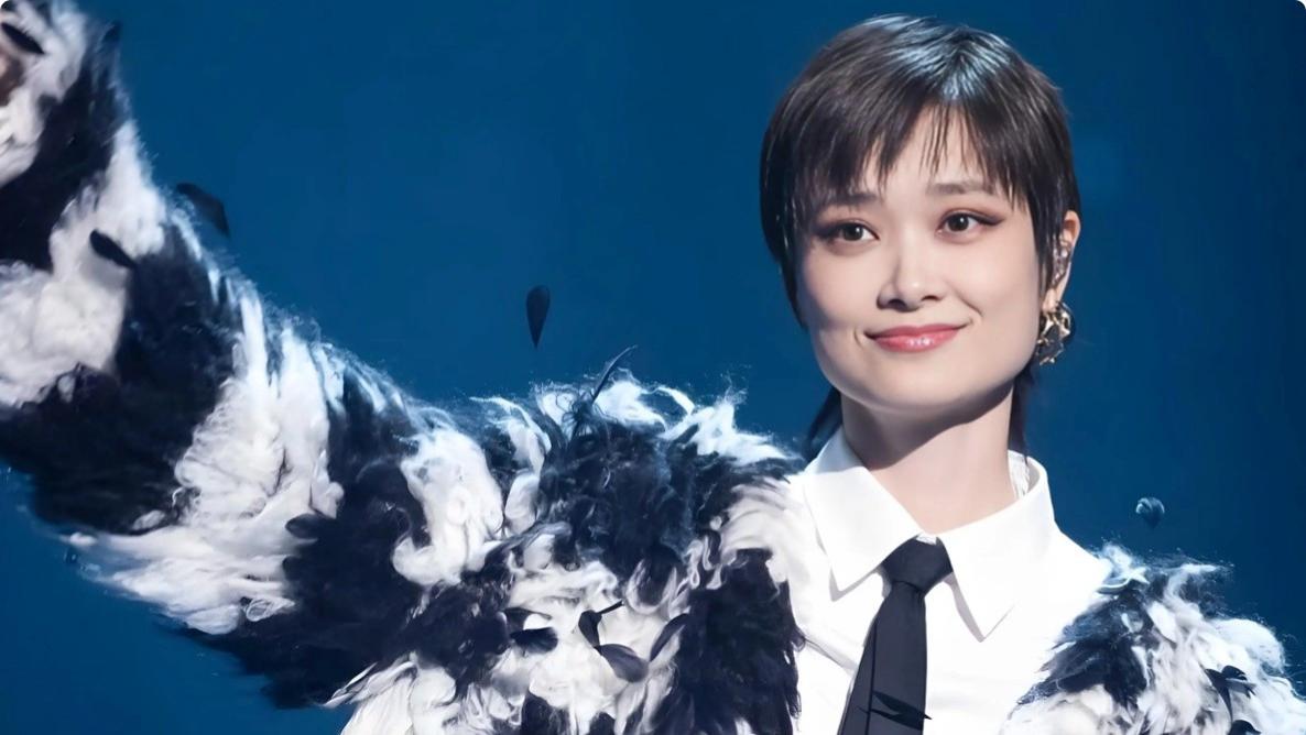 《乘风2026》网传拟邀阵容，萧亚轩出山，杨天真亮相，李宇春压轴