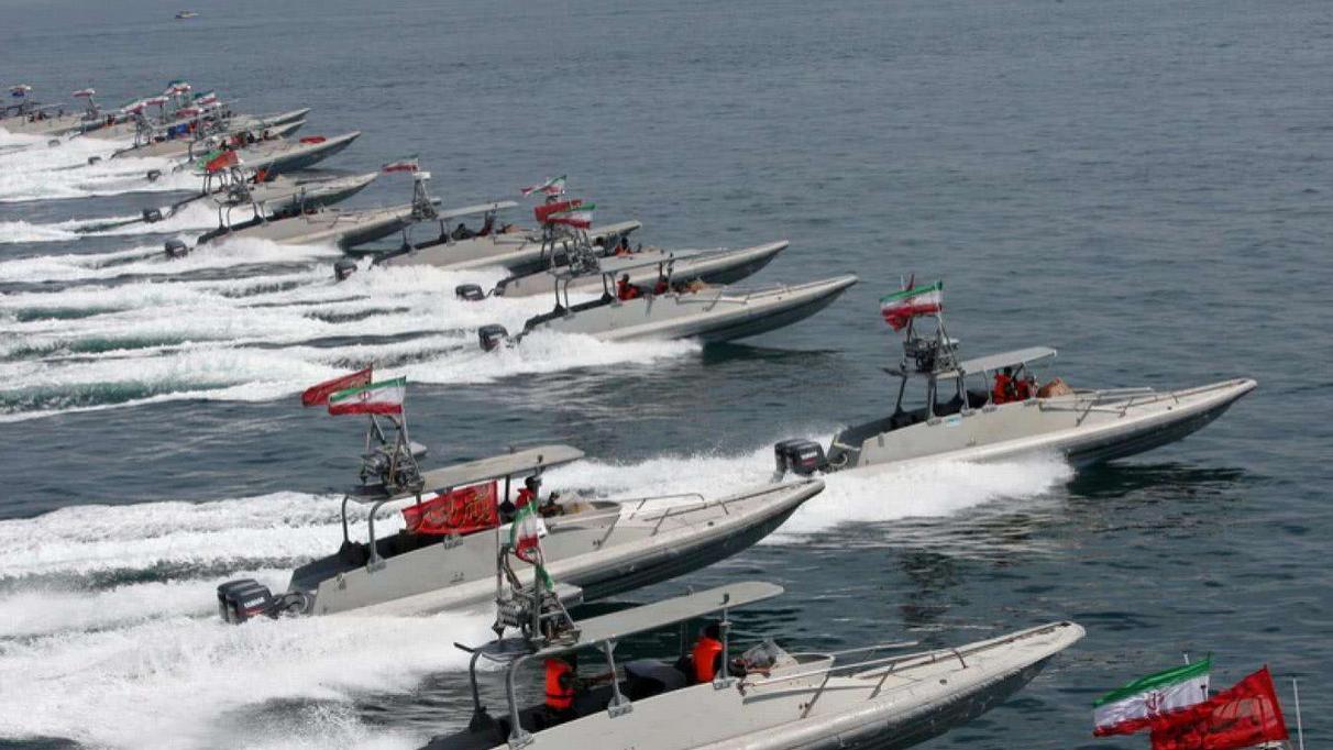 凌晨突发：石油美元大动脉被打穿！560人伤亡数据背后的“油轮战争”细思极恐！