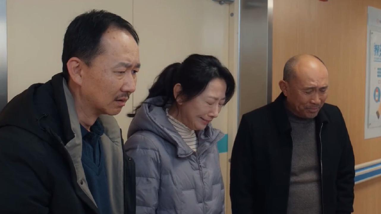 《家事法庭》：凤凰男拒给父亲捐肾只想断亲，真相揭开后让人无奈