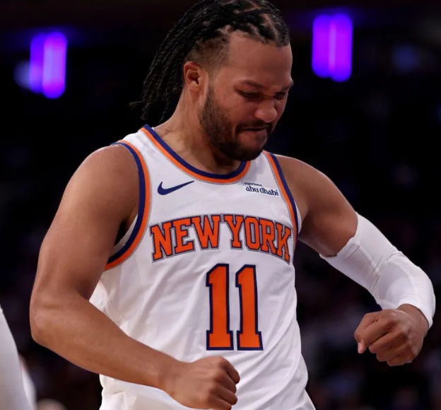 ESPN NBA记者Vince Goodwill在节目中透露：

尼克斯后卫杰伦