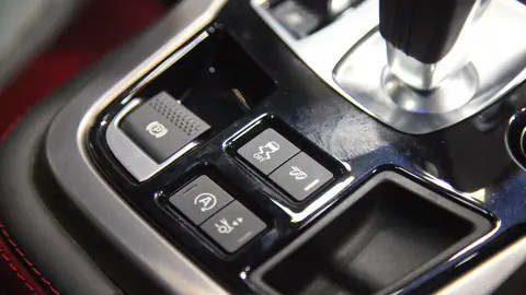 不用求人查事故车：数据筛查+现场检查，两步揪出事故车