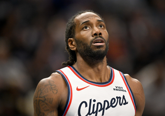 我不信卡子这个水平，到底是教练问题还是球员问题，谁能说明白。

一问，老霍连着进