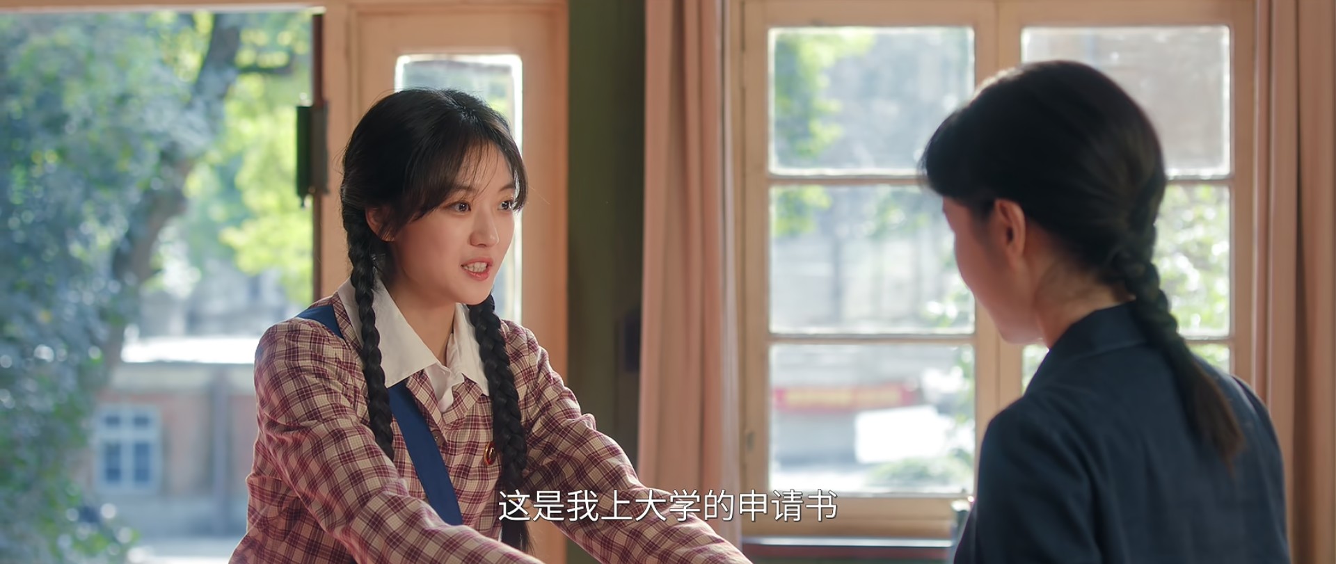 如果我是费霓，我比她还“功利”。
当时是1975年，还处于“十年浩劫”期间，读大