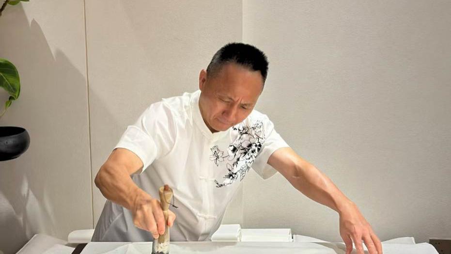 纸下无案，笔上有魂——中国榜草大师张源达创新技法书写时代壮阔