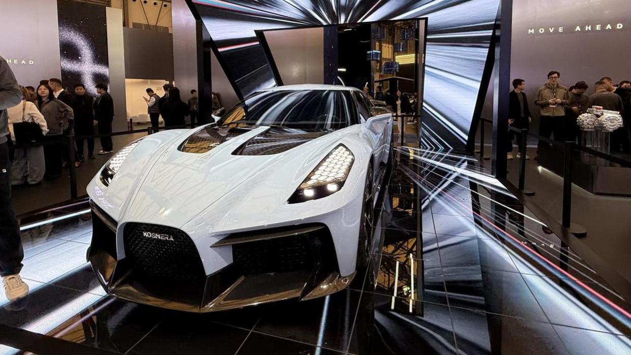 星辰未来STAR MATRIX车型迎来亚洲首秀！全新车身颜色冰川蓝很惊艳