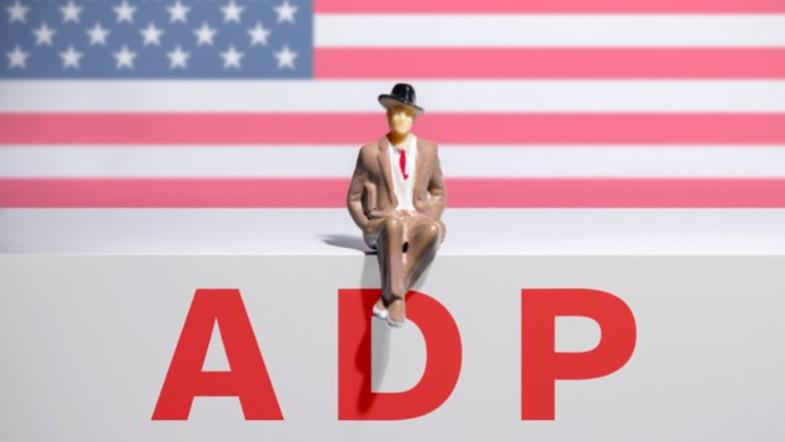 杨山海：黄金极弱下心存希望，今晚关注ADP影响！