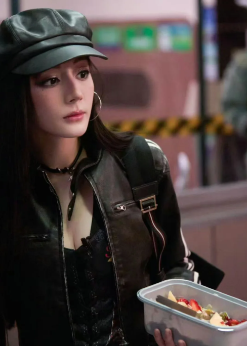 每一滴泪水都是璀璨的星辰