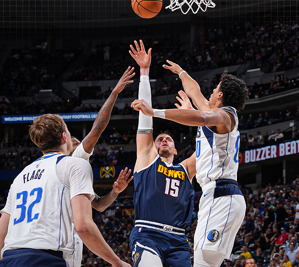 有些人把明天比赛当生死战打，检验成色的比赛，必须全力以赴。是不是跟小阿一样秀智商