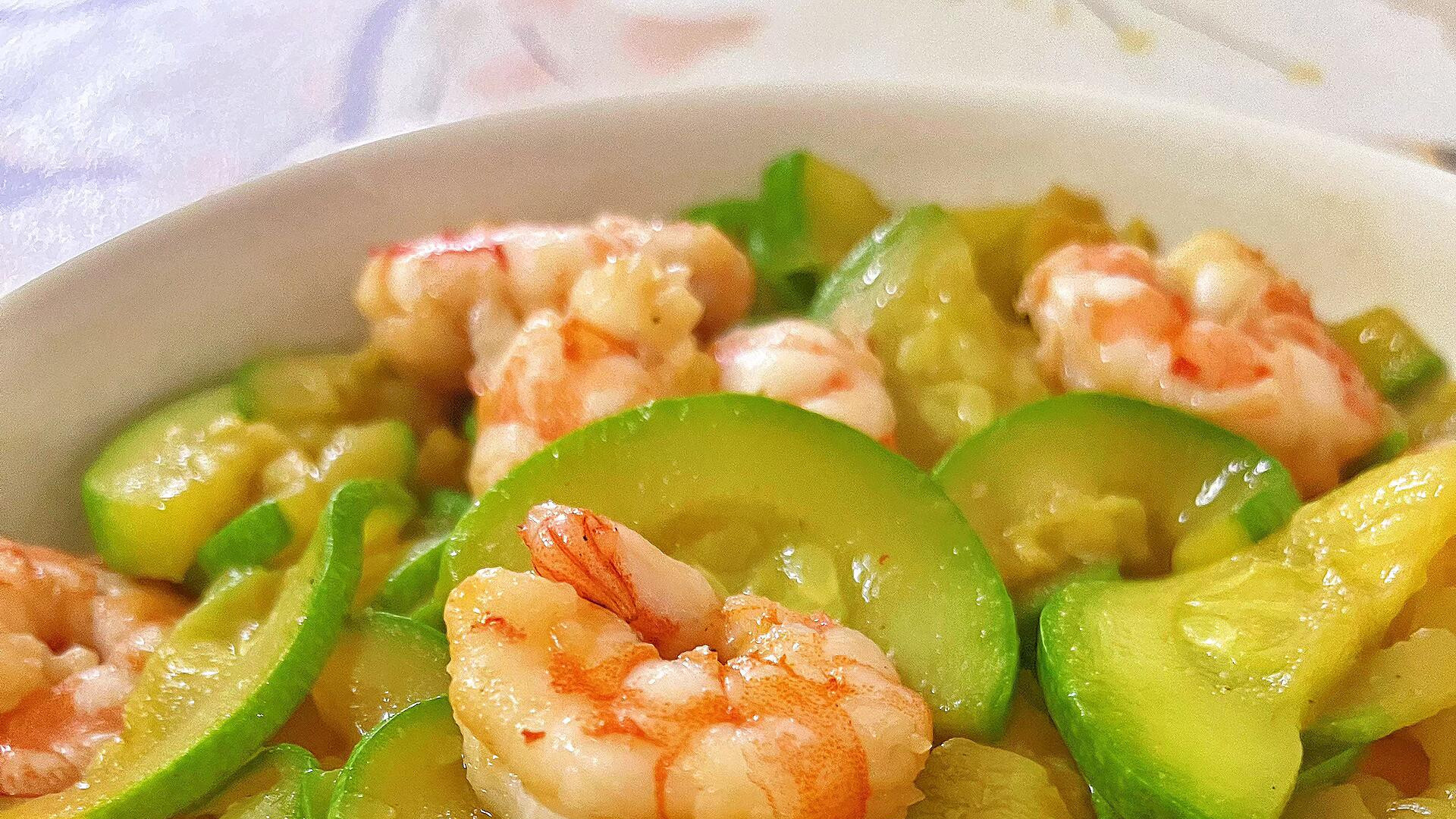 清爽不腻的西葫芦炒虾仁，低脂又鲜美！