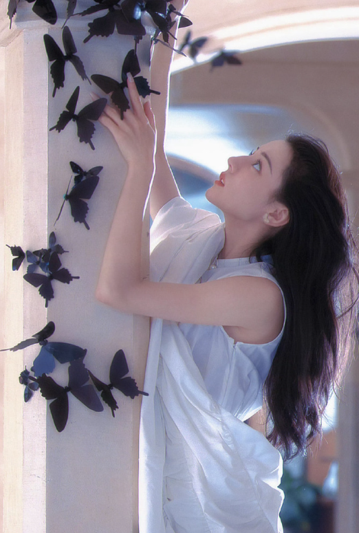 任何一朵花都代替不了我心中的那朵玫瑰