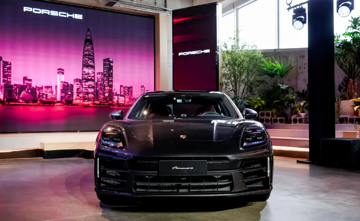 售价99.8万起保时捷Panamera尽享版系列售价公布，4月初到店交付
保时捷