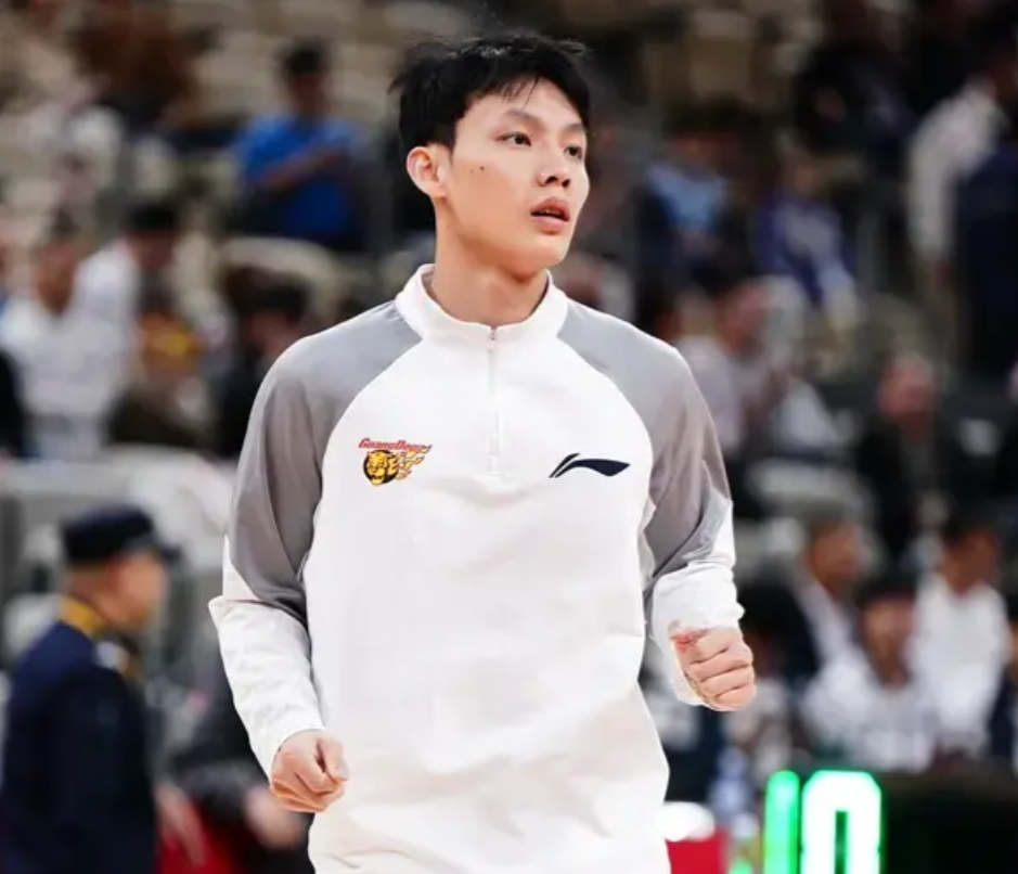 徐杰在获得全明星MVP后3场比赛2场得分挂0，总共仅得4分

3月15日消息，C