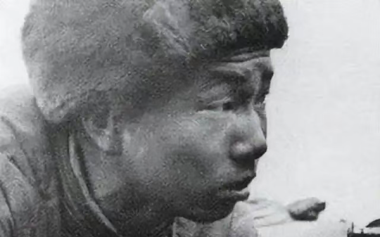 上甘岭狙神：零下40度无瞄准镜，436发子弹击毙美军214人，世界十大狙击手排名第一