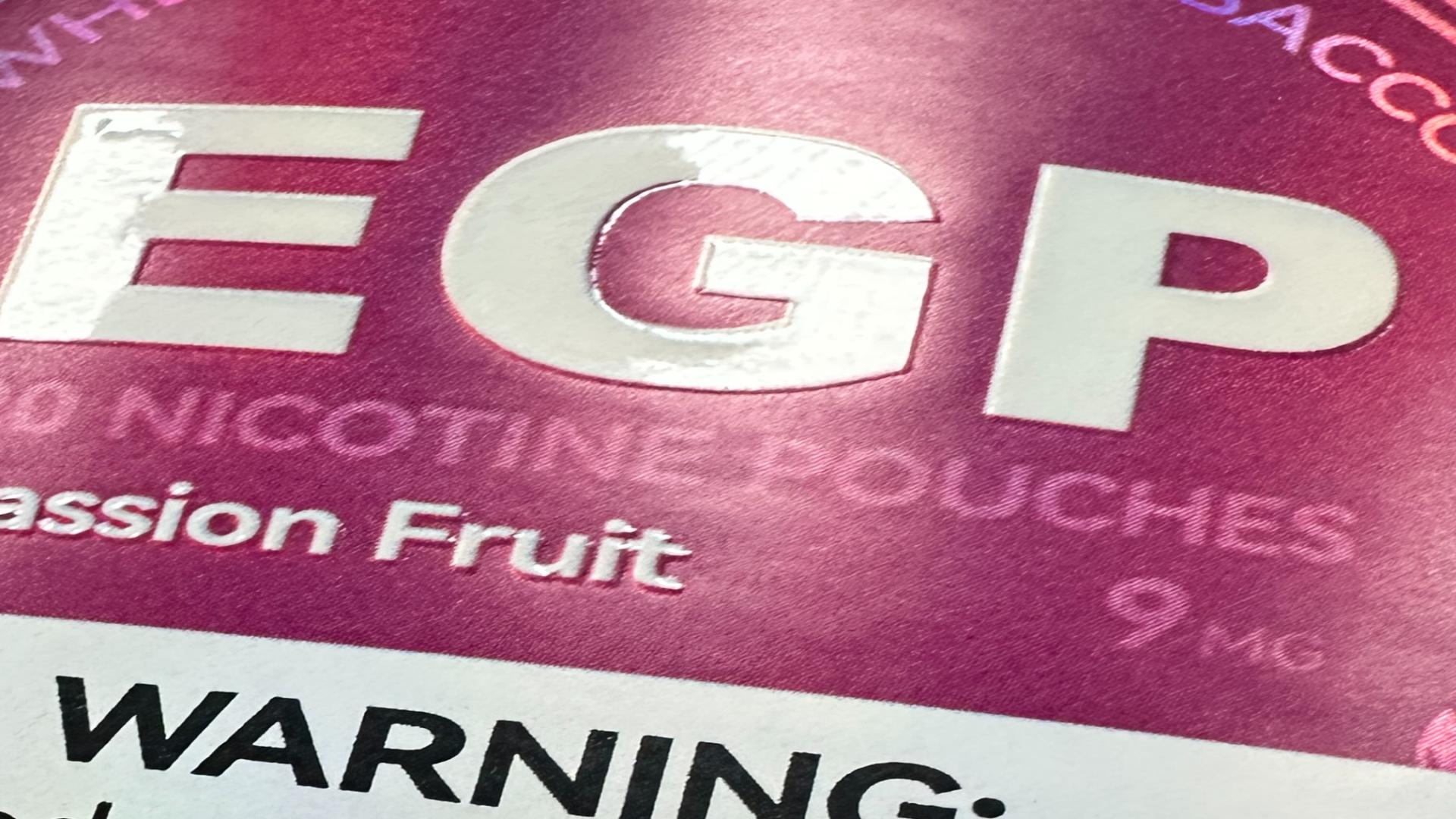 合成纸不干胶标签：磨砂效果实现方式与质感优化方案