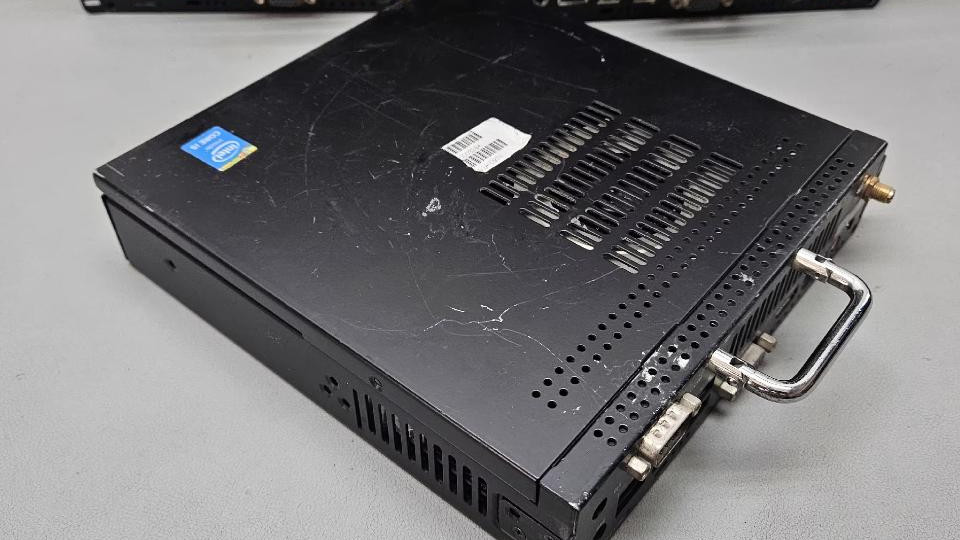 别扔，这种淘汰下来的小主机，可以打造成家庭NAS