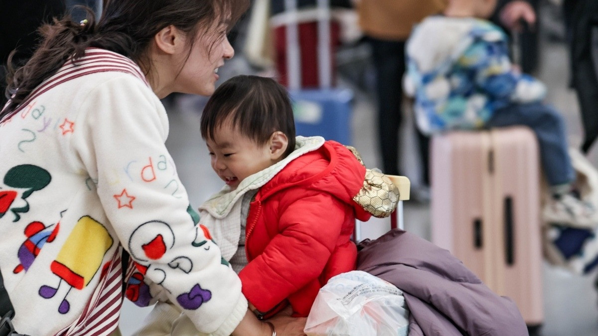 别让“返乡路”变成“劳累路”：新手爸妈的春节通关指南