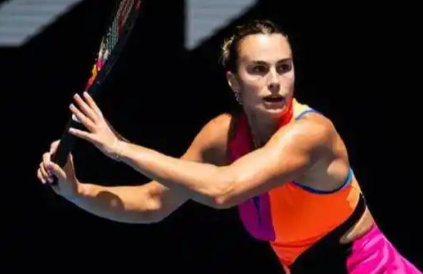 北京时间1月31日，明天的澳网女双和女单迎来终极一战，赛程如下：
女双决赛9：0