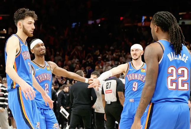 为啥雷霆突然又和之前一样不行了

莫名其妙开始就打弱队吃力了，之前也是，打黄蜂啥