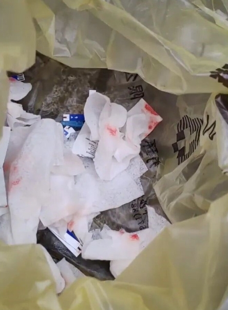 “义诊”变“毒诊”？一个针头扎15人，这是要拿居民的健康给诊所的‘忙’和‘疏忽’