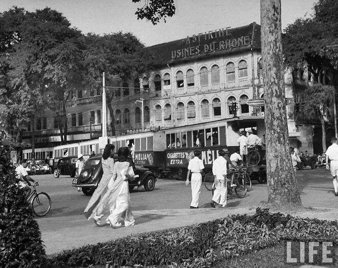  走，上班去！（1948年越南西贡）