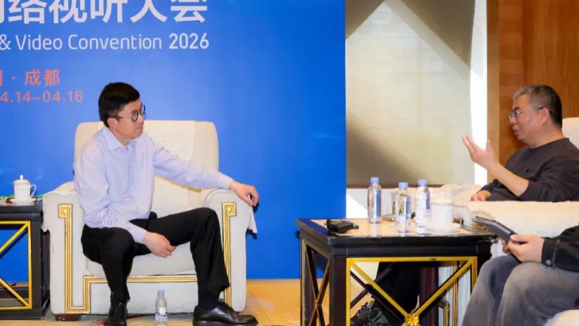 AI时代，爱奇艺要做的不是卖铲子，是自己挖金子丨对话龚宇