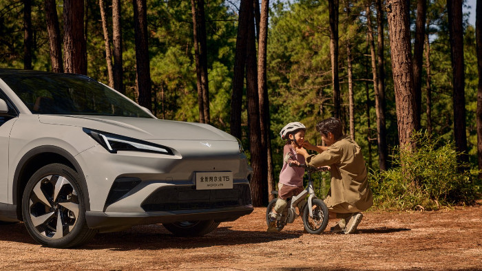 二胎奶爸换车心得，埃安i60与极狐T5，适合自己才是最好的