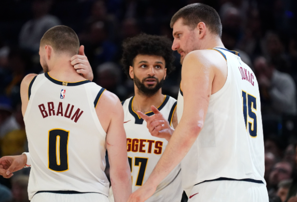 好好待在第四吧，冲击第三弊远远大于利

如果都按照掘金能打进西决的前提条件进行假