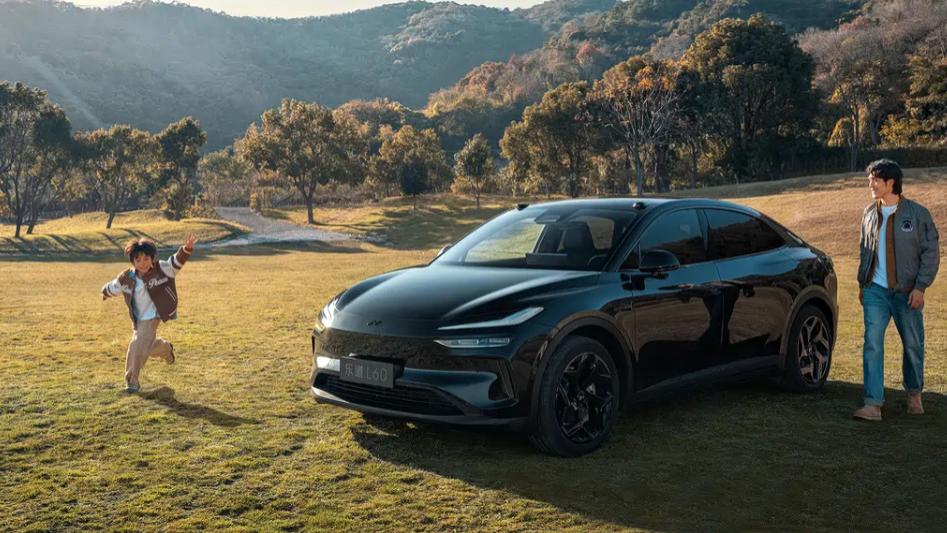 乐道L60黑骑士版返场上市 采用电池租用方案售价15.49万