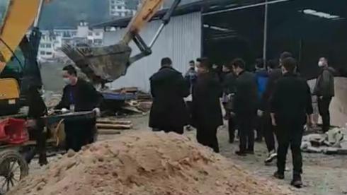 三代人唯一住房修缮期间被拆除 批示赔偿六年未兑现